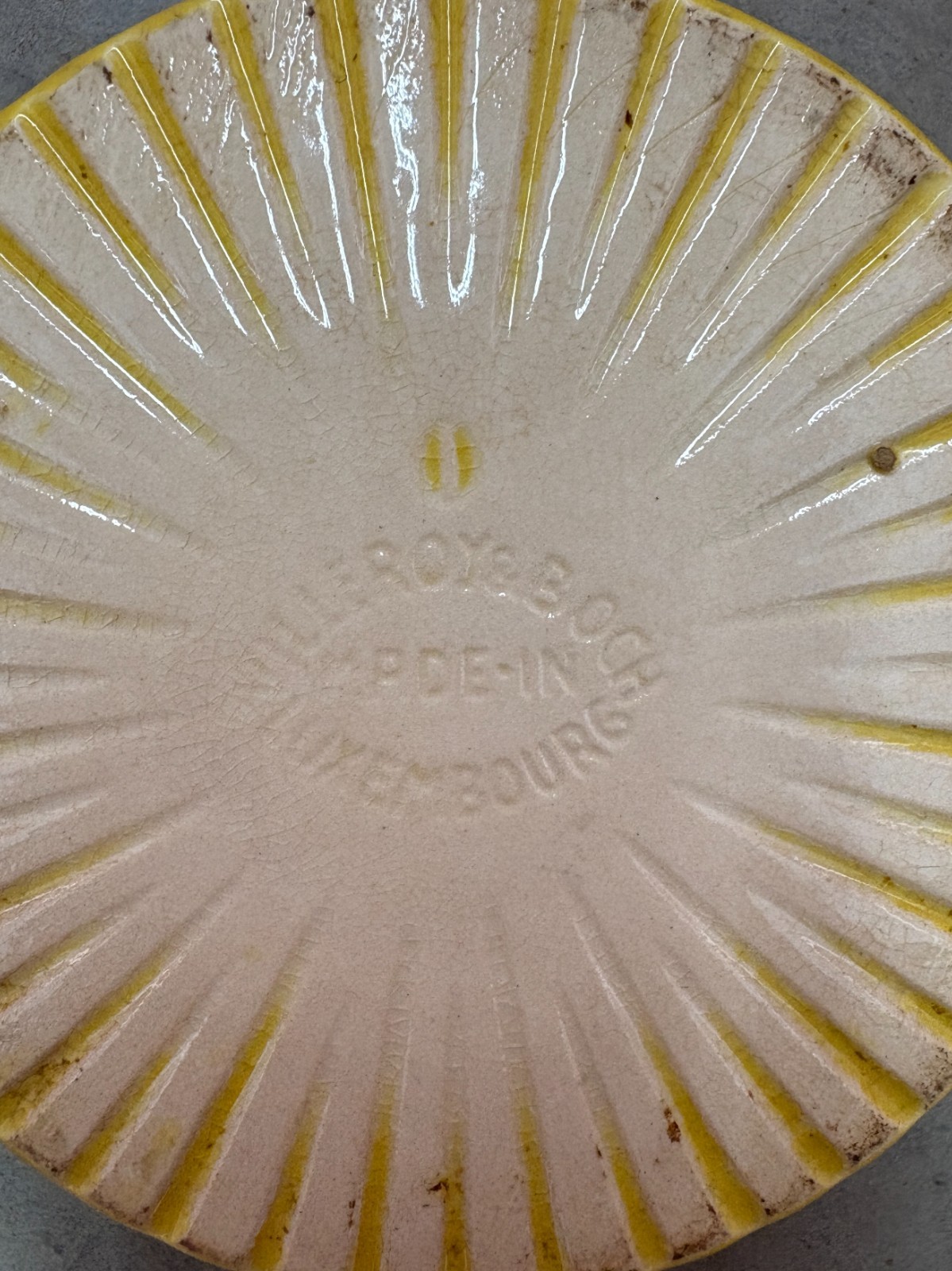 Villeroy & Boch Yellow Covered Casserole Dishes Set of 2 Made Luxembourg