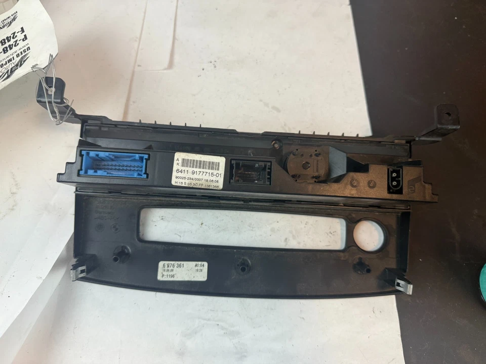 2008 - 2010 BMW 535i Heater AC Climate Control Panel Switches 64119177715 OEM - Image 3 of 4