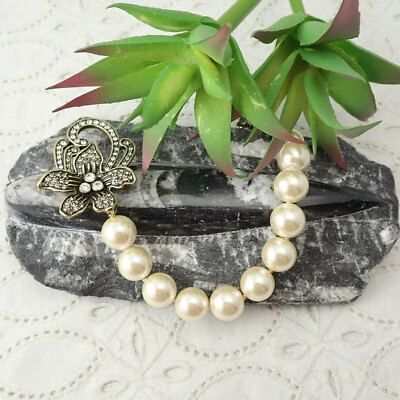 Heidi Daus Perennial Favorite Simulated Pearl Crystal Flower 7 1/2'' Bracelet