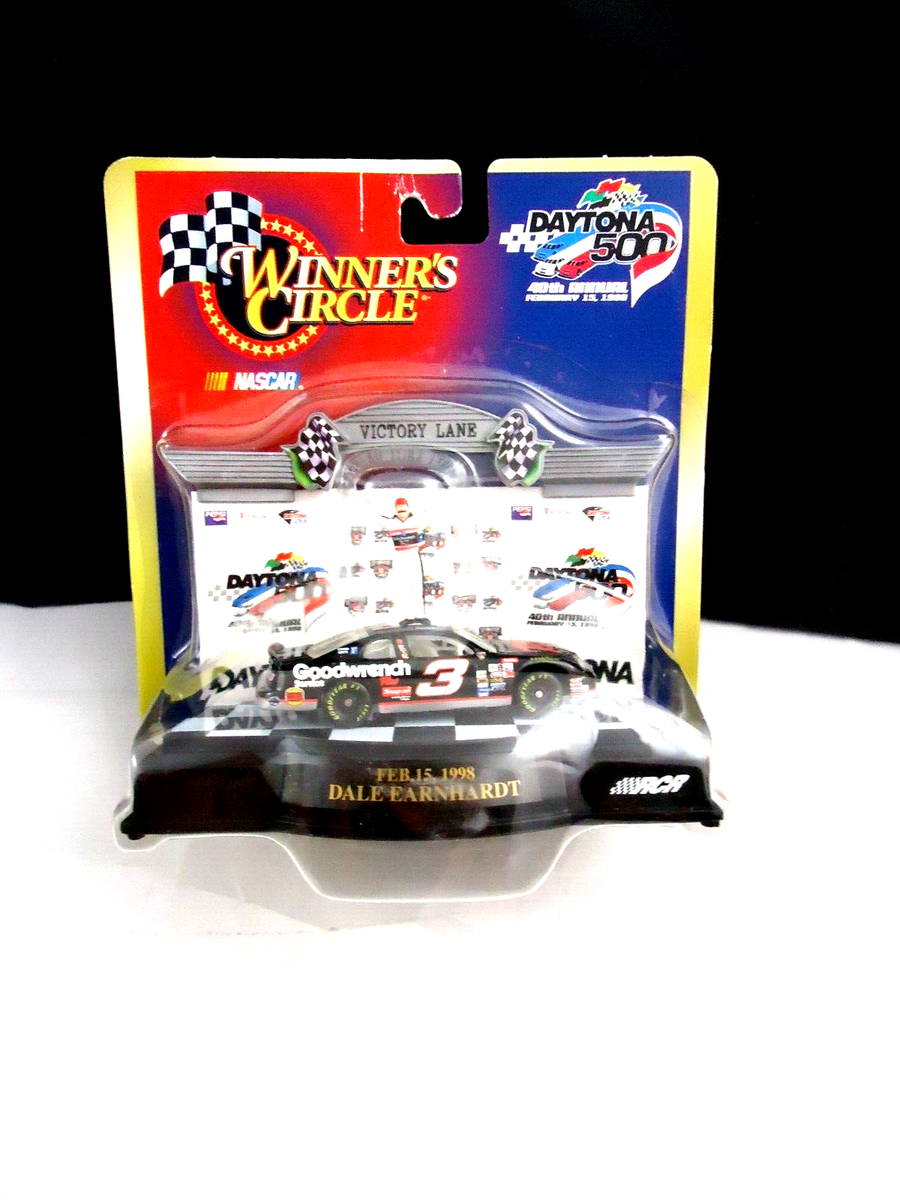 NASCAR Winner's Circle Dale Earnhardt Goodwrench 1/64 Pit Daytona