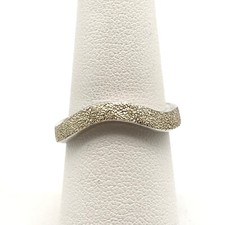 925 Sterling Silver Patterned Design Vintage Wavy Band Ring Size 8