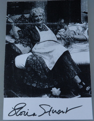 Autogramm US Film u. TV Schauspielerin sowie Kunstmalerin Gloria Stuart (108587)