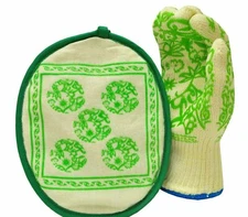 G & F 1688 Dupont Nomex Heat Flame Resistant 3-Finger Oven Glove & Pot Holder