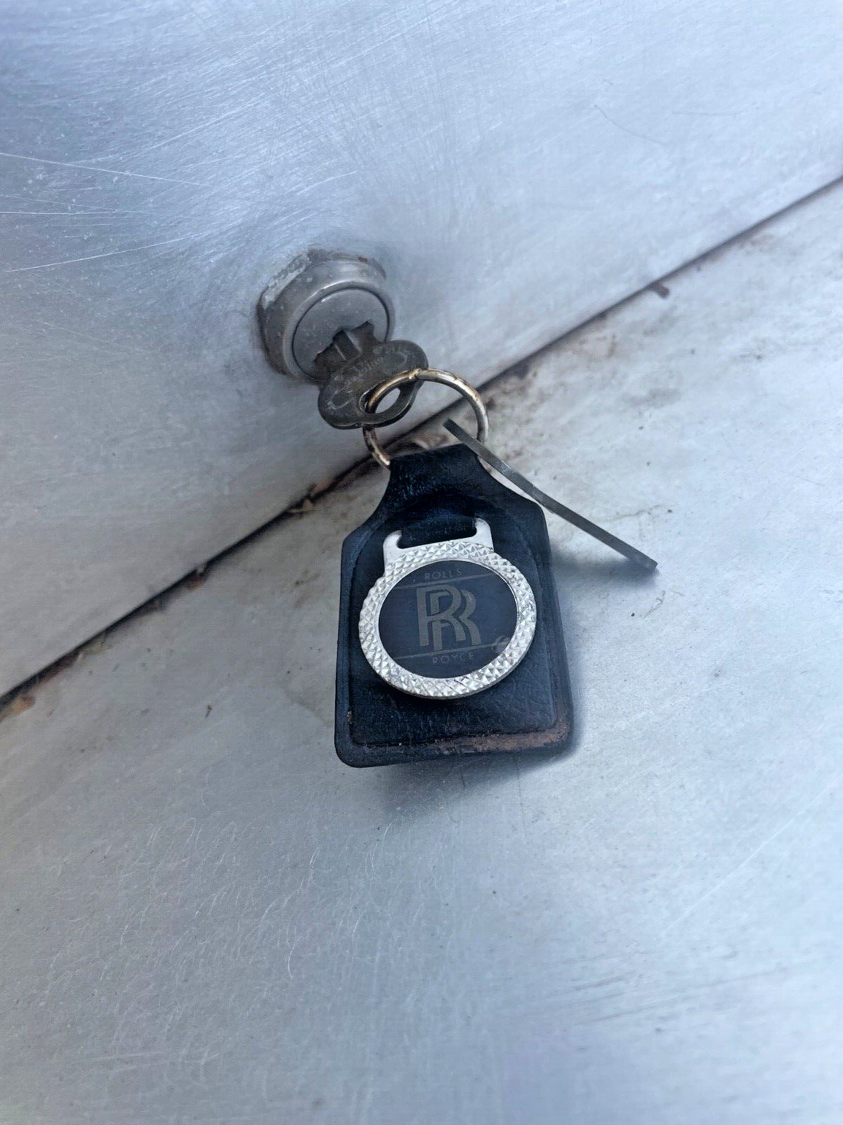 ROLLS ROYCE WRAITH BENTLEY BONNET LOCKS. WORLDS LARGEST 1946-1965 USED INVENTORY