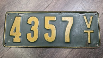 Vintage 1918 Vermont 18 License Plate Four Digit 4357 Man Cave Wall Art VT