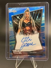 Izzi Dame 2026 Topps Chrome WWE NXT  Auto Blue /150 On-Card NXT-IZZ
