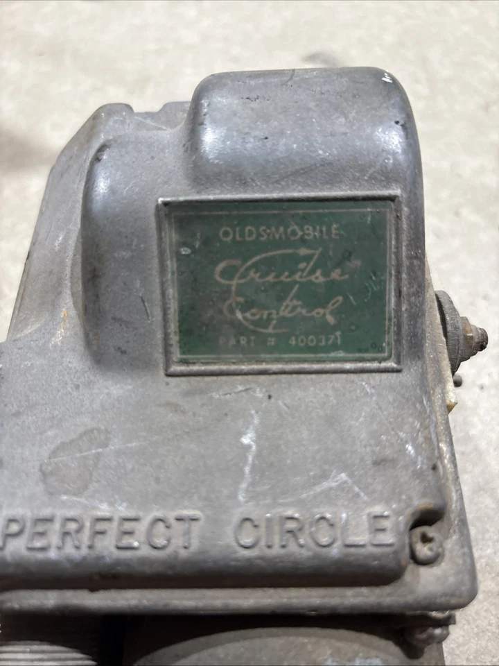 1967 1968 Oldsmobile Cruise Control Unit GM # 400371 Core Untested - Image 2 of 4