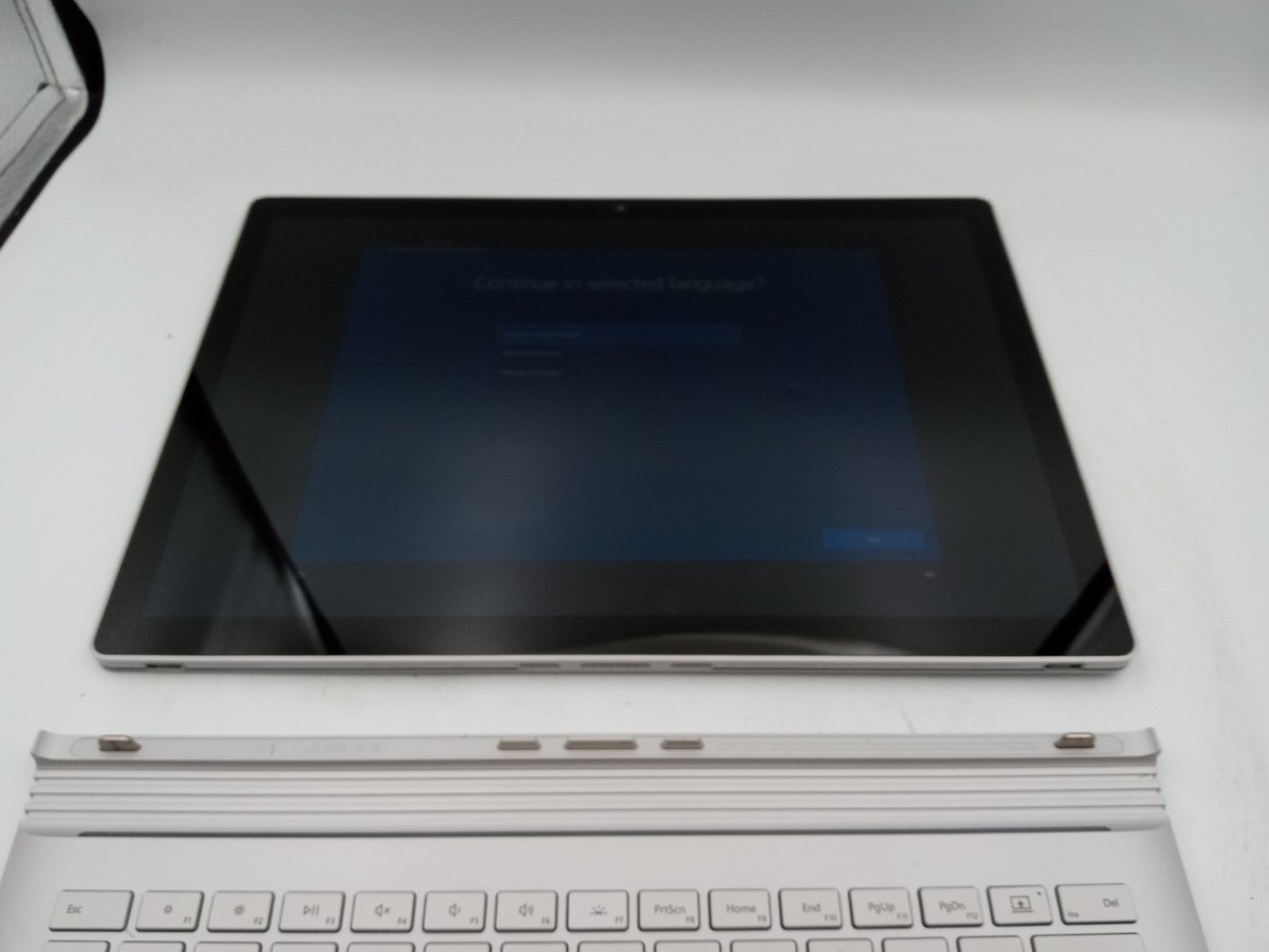 Microsoft Surface Book 2 1832 13.5'' Core i7-8650U 8GB RAM 256GB