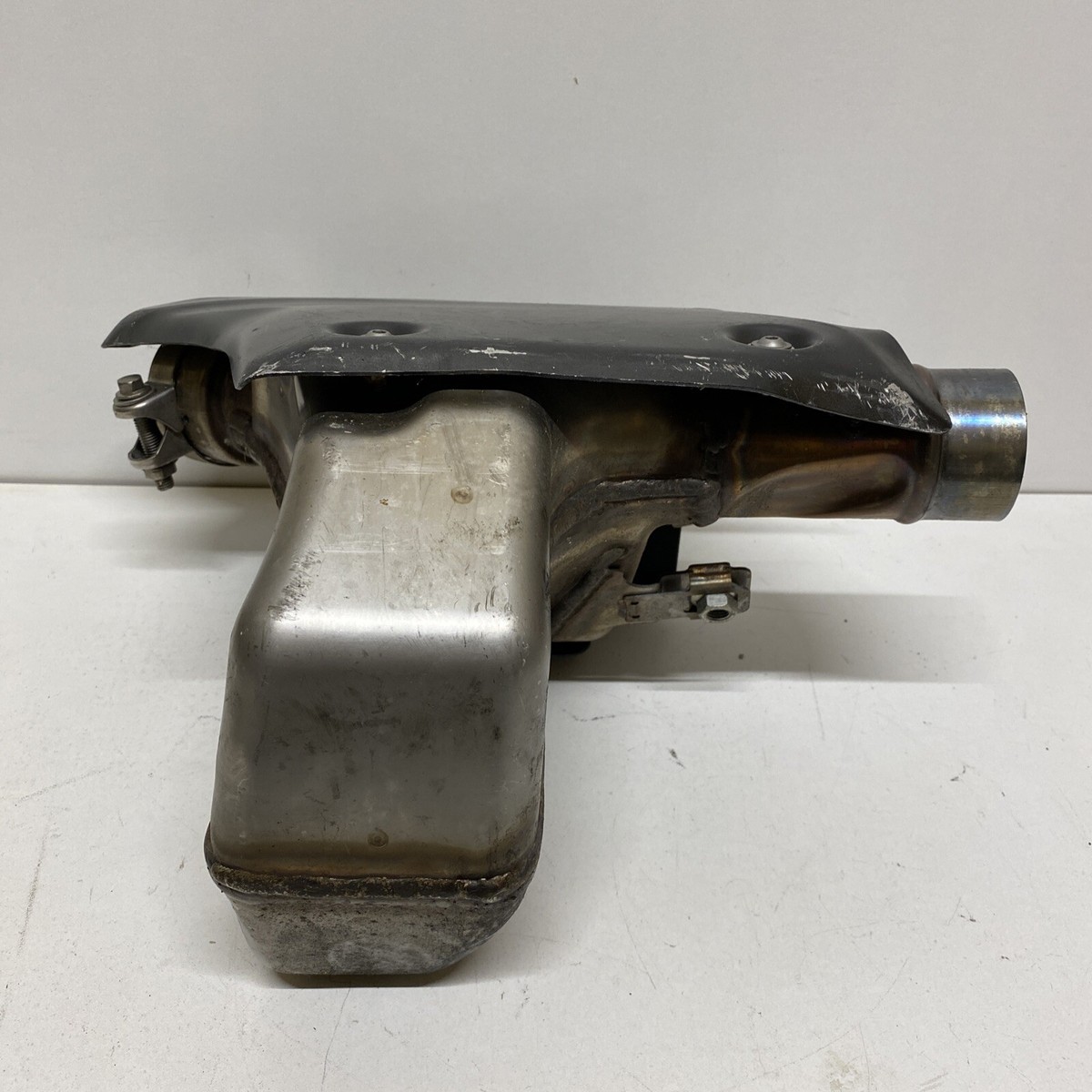 2009 Kawasaki Ninja ZX-6R Exhaust Pipe Comp Chamber 49062 w/ Heat