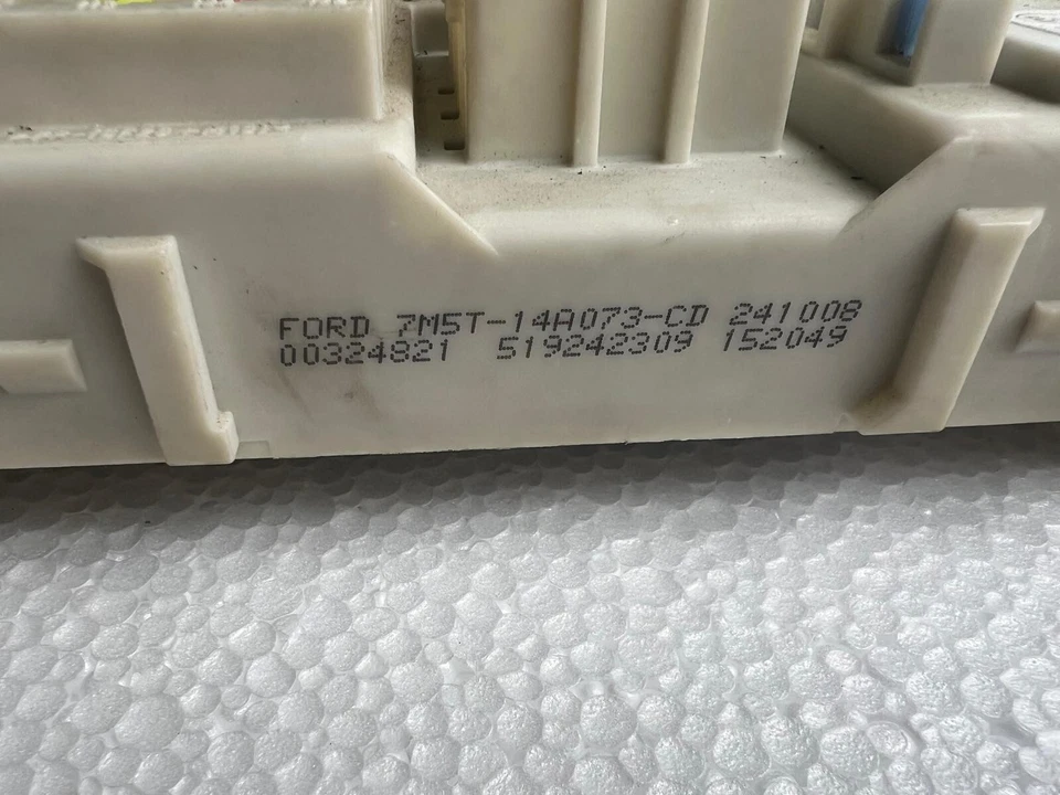 CENTRALINA PORTA FUSIBILI PER FORD Focus C-Max Serie 7M5T-14A073-CD Diesel 1.6 - Immagine 3 di 4