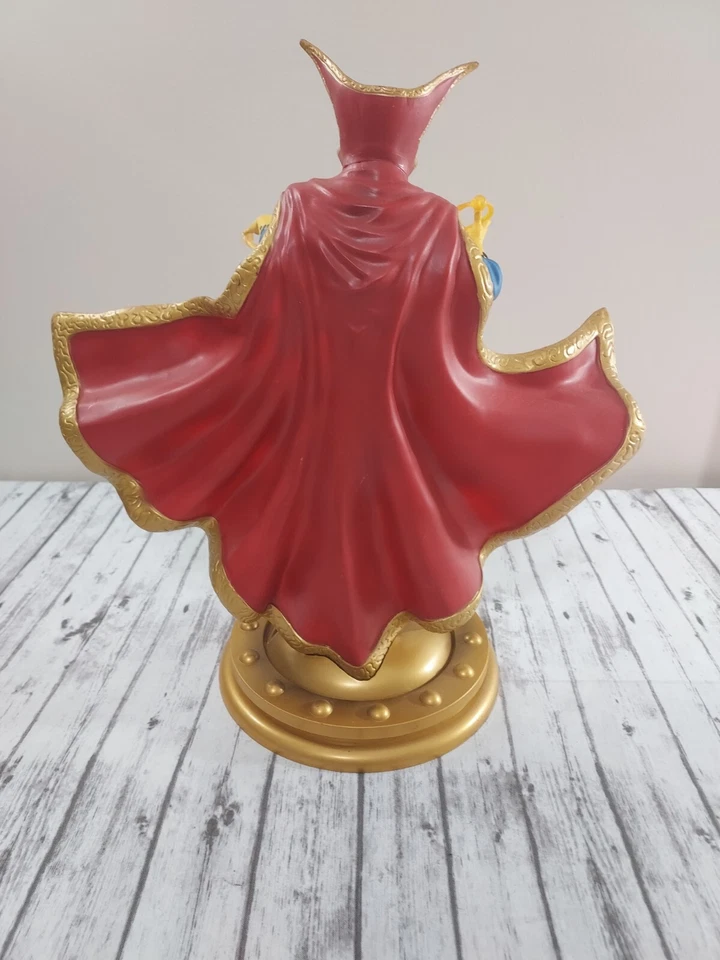 Estatua de PVC Dr Strange Diamond Select Marvel Gallery Foto 3 de 4
