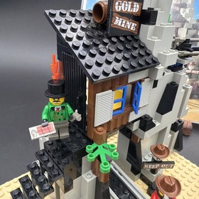 LEGO Bandit's Secret Hideout System 6761 - 100% W Manual No Box