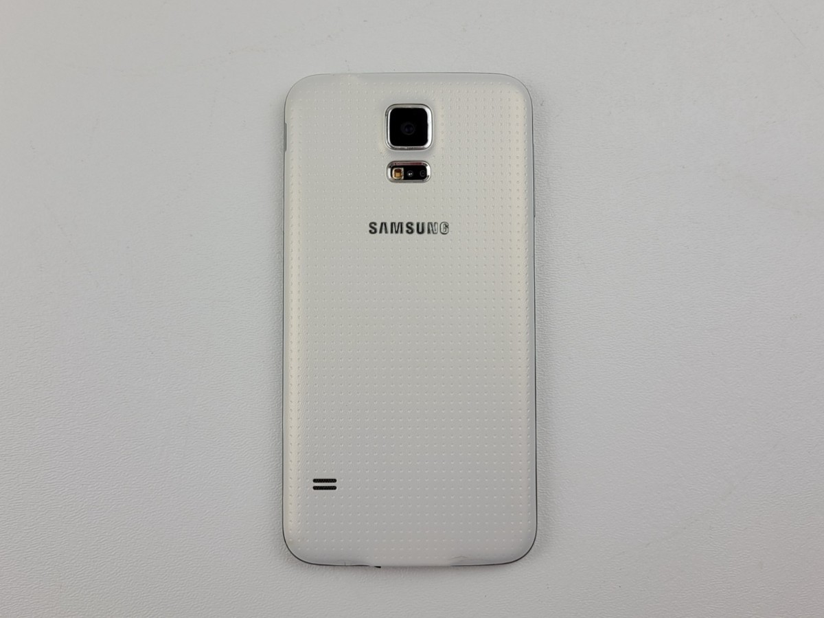 Samsung Galaxy S5 (SM-G900H) 16GB - White (GSM Unlocked