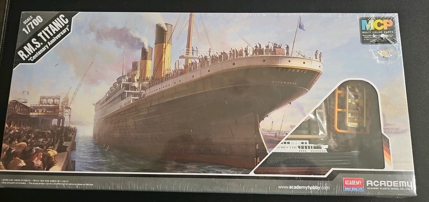 By Academy Boat