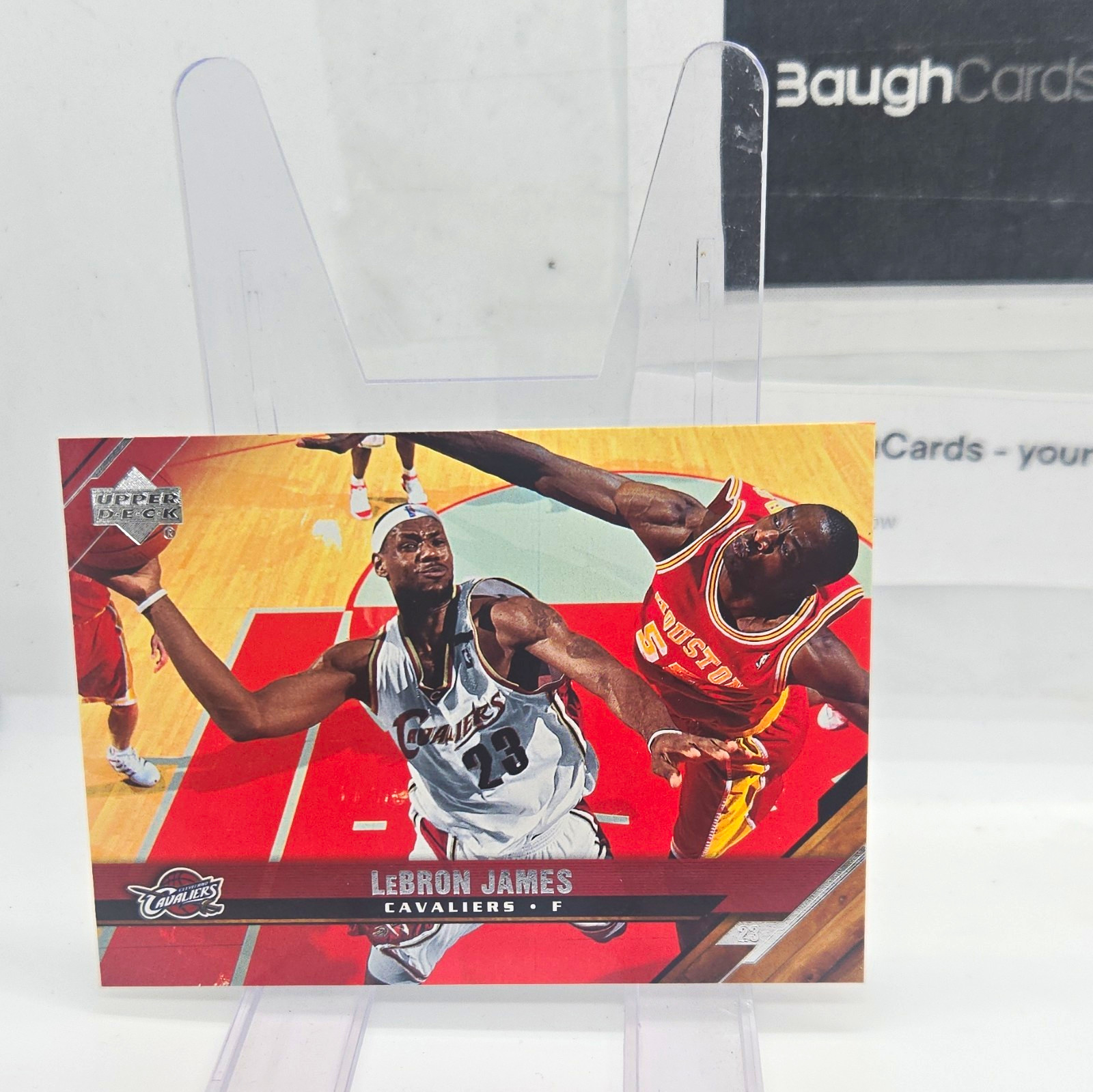Upper Deck 2005-06 Base Set LeBron James Cleveland Cavaliers #27 Card