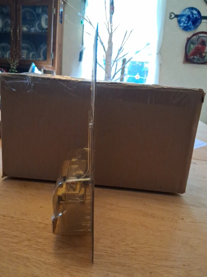 MILITARY MUSCLE MACHINES DIE CAST ADULT COLLECTABLE 42 JEEP NEW SEALED  - Image 2 of 4