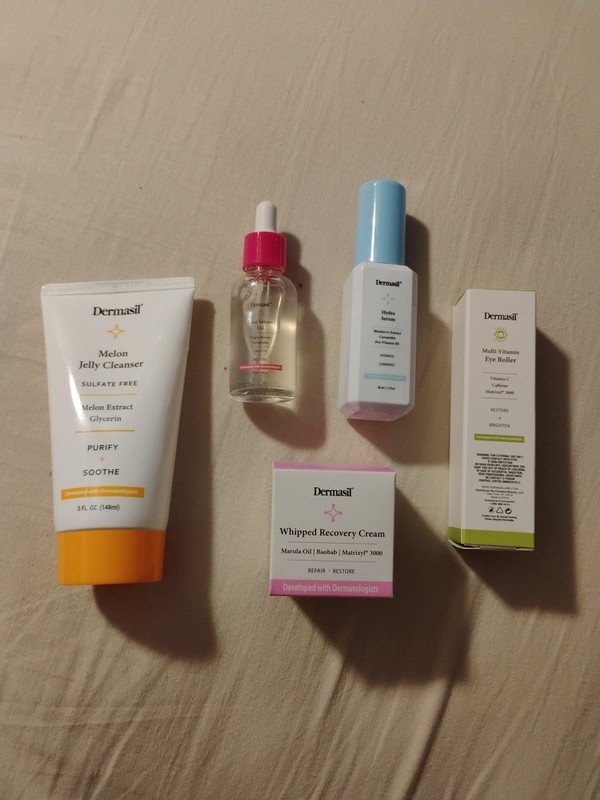 Dermasil 5 Pc Skin Care Set - Cleanser, Eye Roller & Moisturizer, New/Sealed