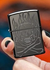 ZIPPO ★ SKULL AND CROSS BONES (Armor - engraved)