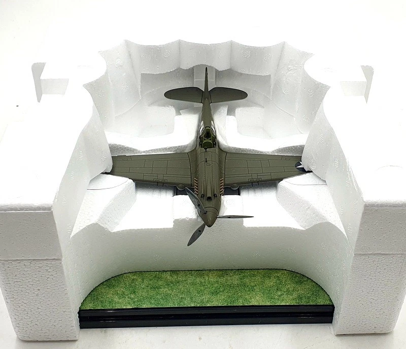 Carousel1 1/48 Scale Diecast 6102 U.S.A.A.F. P-40B Pearl Harbour 47th SQN - Image 4 of 4
