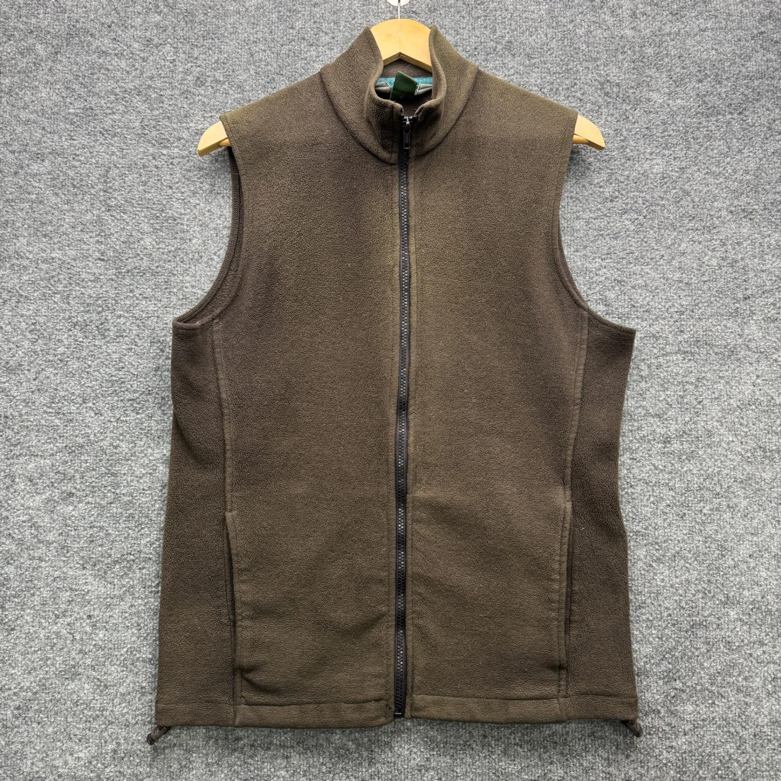 Woolrich 18037 Fleece Vest Mens M Dark Walnut Brown Full Zip Outdoor Layering
Opens in a new window