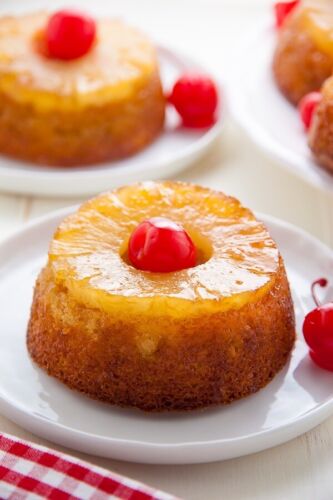 Ananas Upside Down Kuchen - Bestellung beinhaltet 6ea Einzelportionen - Bild 1 von 2