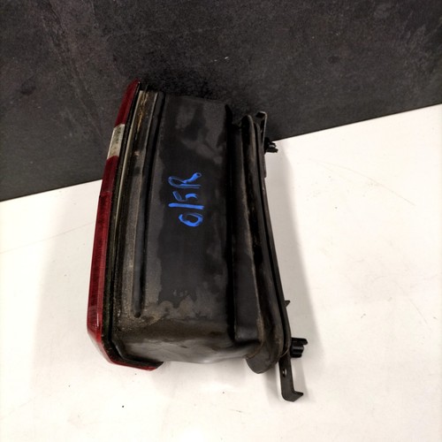 Discovery 1 300 Tdi Rear light Unit Right Hand No Indicator (red) AMR1295 - Picture 5 of 7