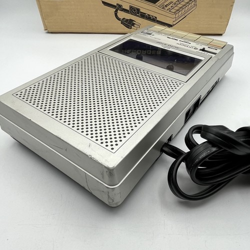 Hitachi Cassette Grabadora Reproductor de Cinta - AVA-200RS - Piezas o Reparación - Imagen 10 de 16