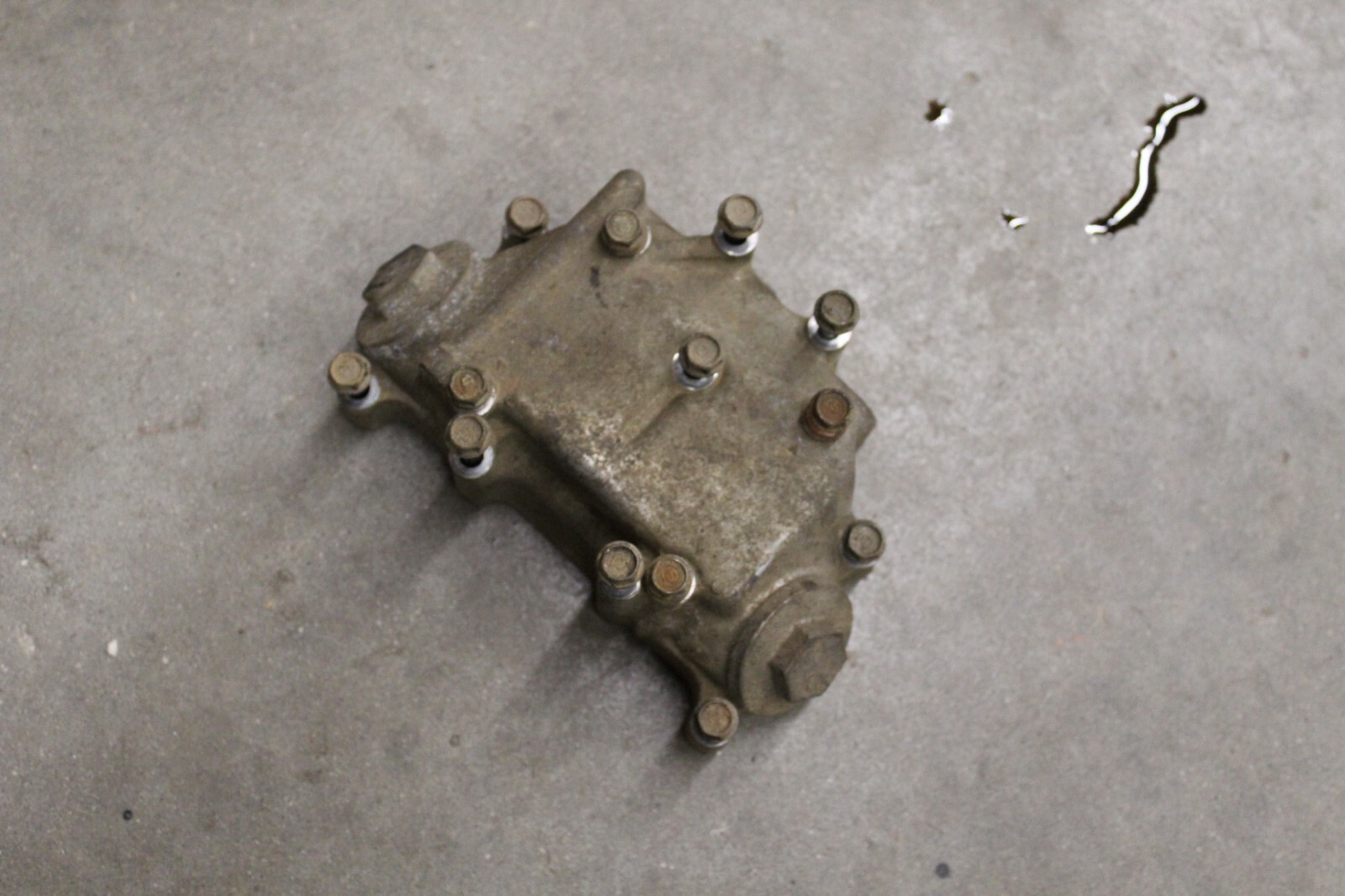 2009 HONDA FOREMAN 500 ES CYLINDER HEAD COVER ROCKER ARMS 4X4 TRX500 09