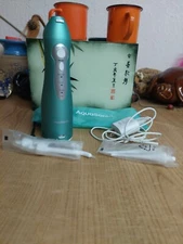  AquaSonic Aqua Flosser Cordless Rechargeable Oral Irrigator teal Used