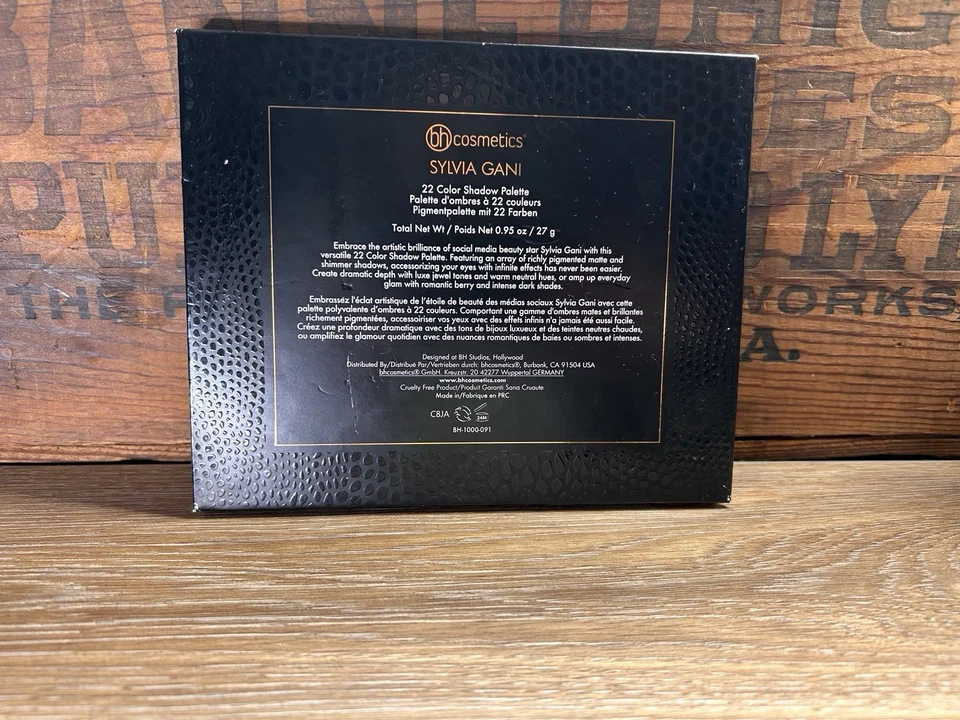EDICIÓN LIMITADA - Paleta de sombras de ojos BH Cosmetics x Sylvia Gani 22 colores Foto 4 de 4