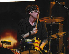 * PATRICK CARNEY * signed 8x10 photo * THE BLACK KEYS * COA *