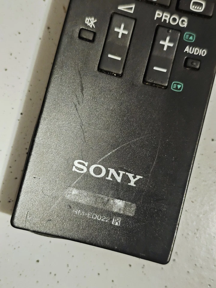 TELECOMMANDE SONY RM ED022 TELEVISION TV OCCASION D'ORIGINE Sans Cache Pile - Photo 2/3