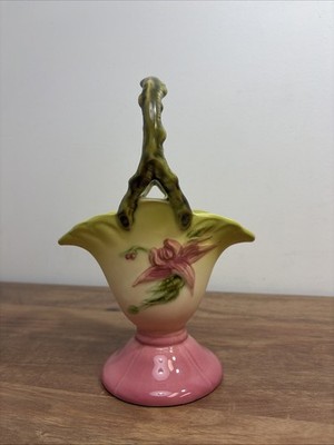 Hull Pottery W9-8 3/4 Woodland Pink & Green Handle Basket Perfect!