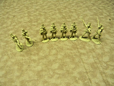 8 British 1/32nd unpainted advancing at Waterloo Mar.Listing 