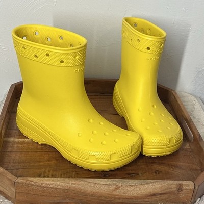 Crocs Classic Yellow Rain Boots Size Women s 9 / Men s 7 Unisex