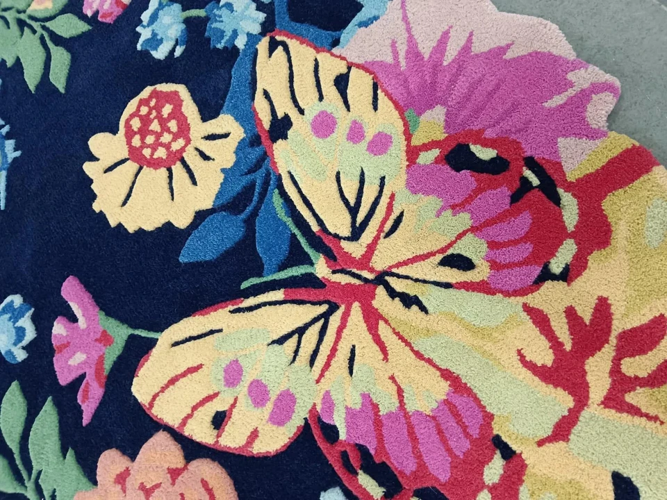 Hand-Tufted New Zealand Wool Floral Rug Garden Decor - Image 4 of 4