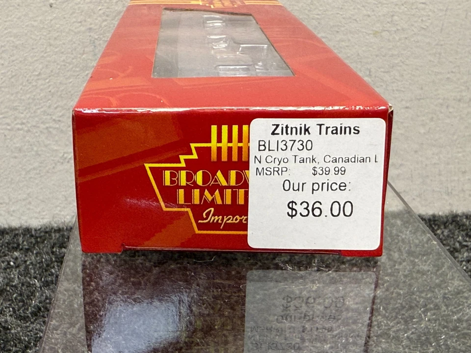 Broadway Limited 3730 N scale Cryogenic Tank Car - Linde Air Products - 80006 - Image 3 of 4