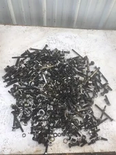 Cat Caterpillar 3126 Marine Diesel Engine miscellaneous bolts