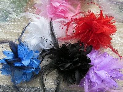 Großhandel 6 Blumen Stoff Haarspange Broschen Feder Hochzeit Partys Einzelhandel
