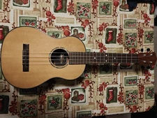 Cordoba 35TS Tenor Ukulele uke spruce top wood B-stock 4-string high G