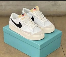 Nike Mens Black Logo Pattern Low Top Lace-Up ...
