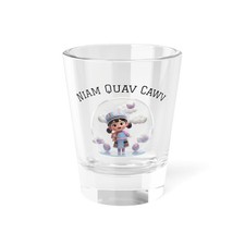 Lindo Personaje Globo de Nieve Shot Glass — "Niam Quav Cawv" Novedad 1.5oz Regalo