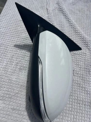 ✳️MINT✳️ 2016-2020 KIA OPTIMA DRIVER MIRROR BLINDSPOT SIGNAL CAMERA WHITE OEM