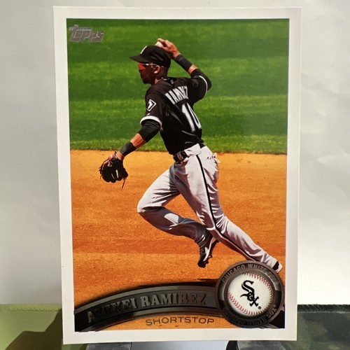 Alexei Ramirez #261 Topps MLB Baseball 2011 Chicago White Sox
