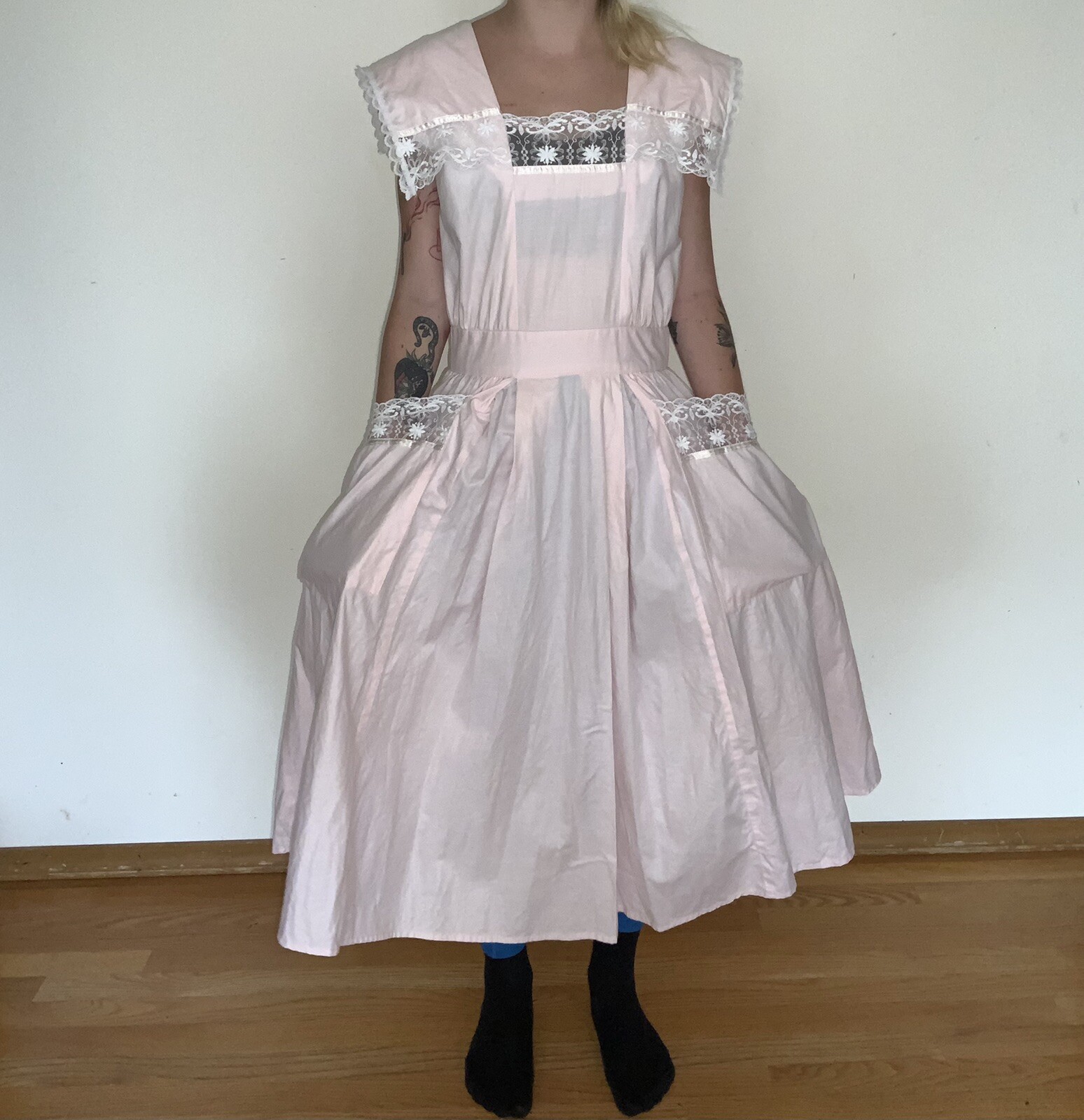 Foto 1 di 9