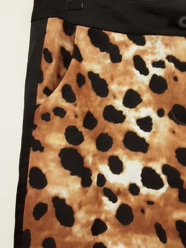 Honey & Beau ~ Womens Size 10 Stylish Pants Brown Black White Animal Print - Picture 3 of 7