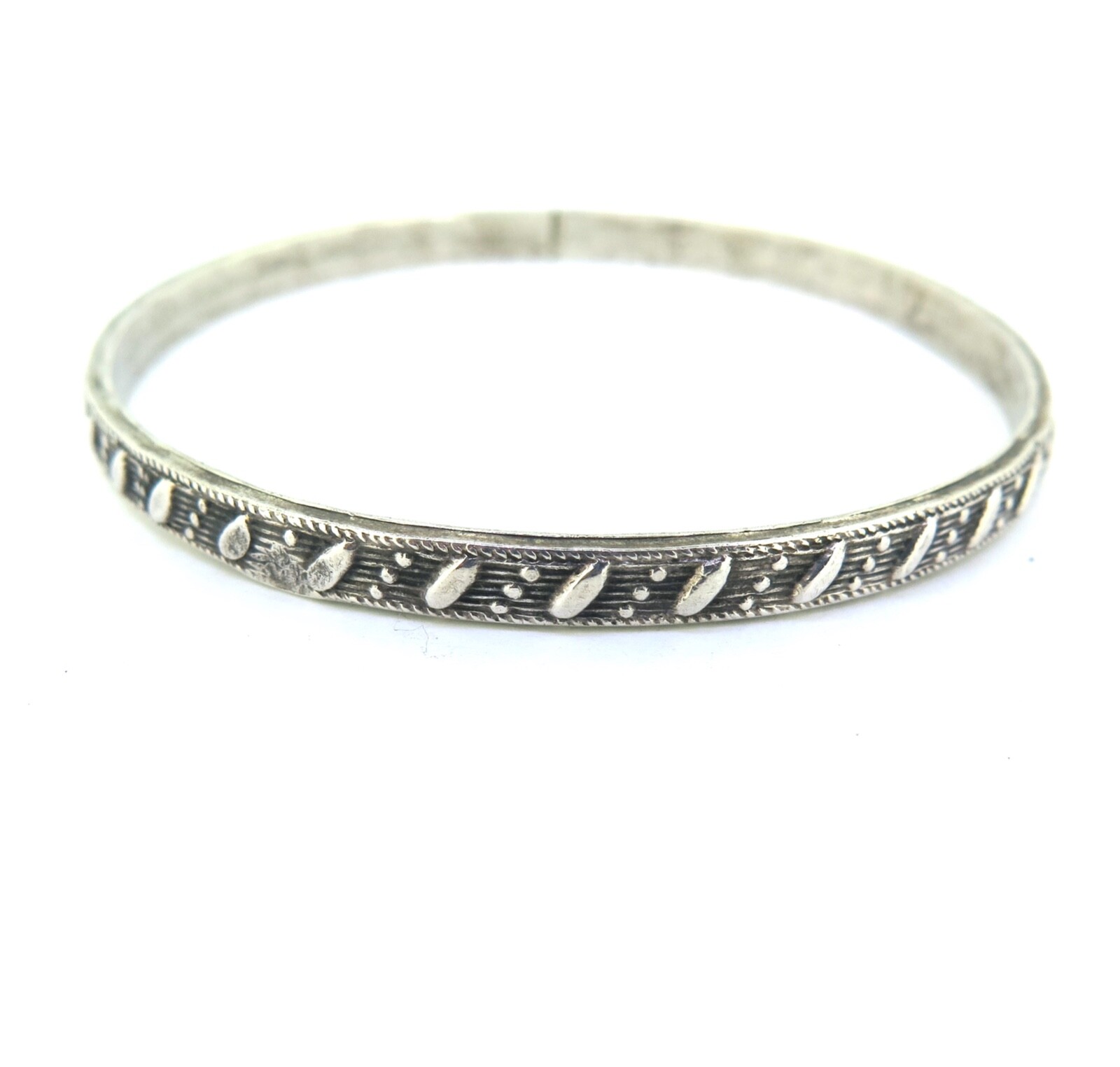 Handmade Solid Sterling Silver Repeating Pattern … - image 1