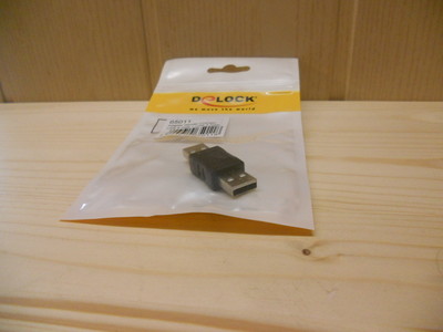 Delock 65011 Adapter Gender Changer USB-A Stecker auf USB-A Stecker 