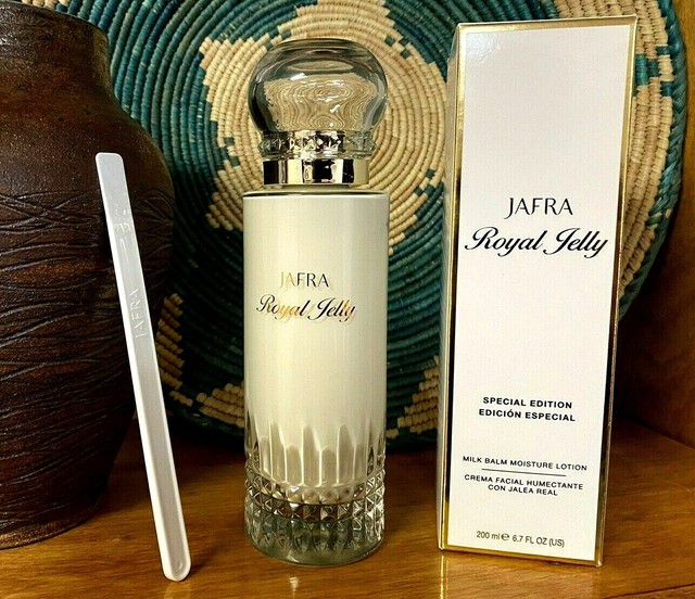 Jafra Royal Jelly Milk Balm Moisture Lotion 6.7 Fl. Oz.Special Edition