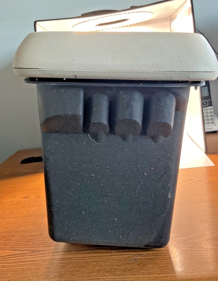 2002 CHEVY TAHOE MIDDLE CONSOLE — 第 2/4 张图片